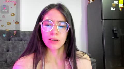 Snapshot of emma_sandovaal chatting on 01-16-25, 01:37 Emma online show from 01-16-25, 01:37