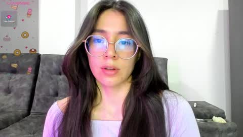 Snapshot of emma_sandovaal chatting on 01-18-25, 03:09 Emma online show from 01-18-25, 03:09