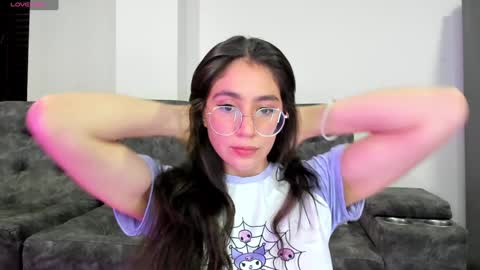 Snapshot of emma_sandovaal chatting on 01-31-25, 02:15 Emma online show from 01-31-25, 02:15