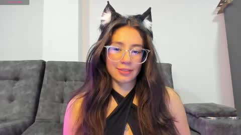 Emma online show from 05-17-26, 05:27