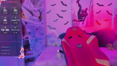 EMMA  online show from 10-25-25, 01:57