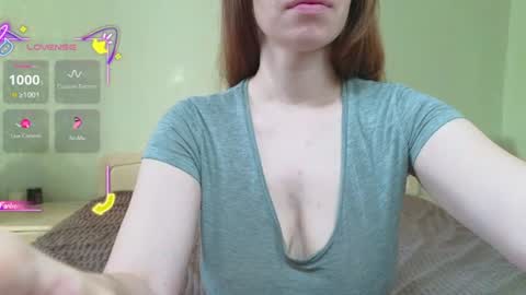 Snapshot of emma_stardust_ chatting on 07-13-26, 03:31 Emma-milky-tits online show from 07-13-26, 03:31