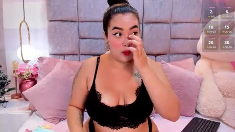 Emma  online show from 11-26-25, 05:03