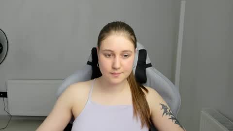 Emma online show from 06-19-26, 12:09