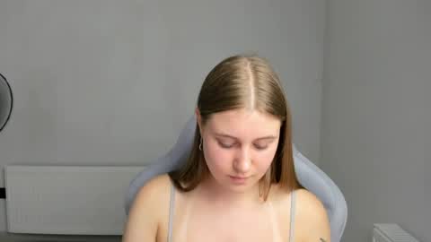 Emma online show from 07-07-26, 07:23