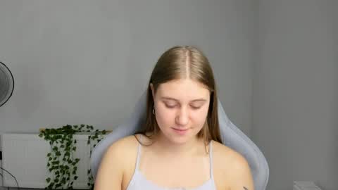 Emma online show from 07-29-26, 06:22