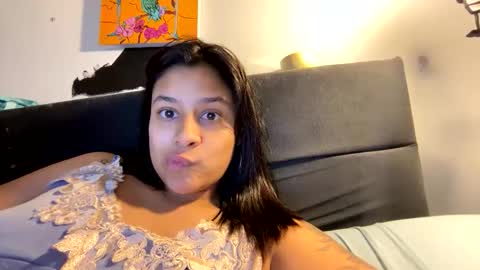 Snapshot of emma_thompson1 chatting on 01-13-26, 04:18 Emma online show from 01-13-26, 04:18