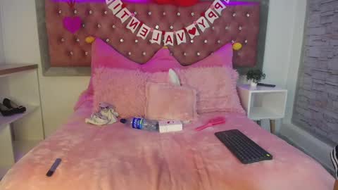 Snapshot of emma_wilder chatting on 02-09-25, 08:45 neko online show from 02-09-25, 08:45