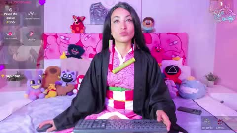 Emma online show from 03-06-26, 07:21