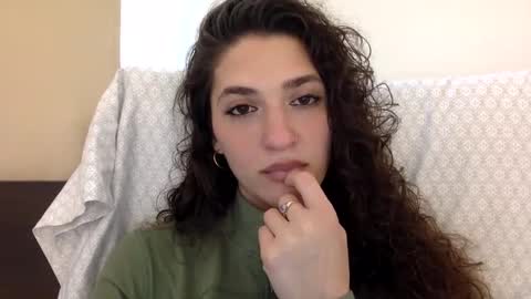 Emma online show from 02-12-25, 05:26