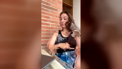 EMMA BLUE online show from 02-20-26, 10:21