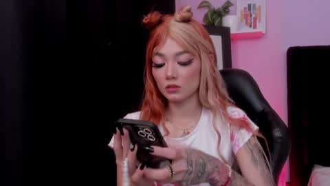 Emma  online show from 01-15-26, 12:04