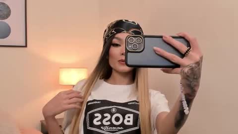 Emma  online show from 02-11-26, 10:26