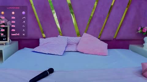 Snapshot of emmacortez chatting on 09-29-25, 11:48 emma cortez online show from 09-29-25, 11:48