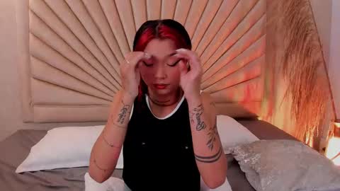           online show from 11-22-25, 12:15