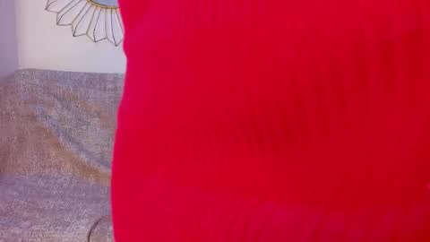 Snapshot of emmaduque chatting on 10-31-25, 10:11 Emma Duque online show from 10-31-25, 10:11