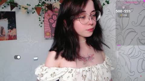 Emma online show from 04-10-26, 06:40