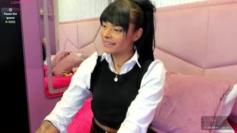 Snapshot of emmaebony_ chatting on 05-06-26, 02:19 emmaebony_ online show from 05-06-26, 02:19