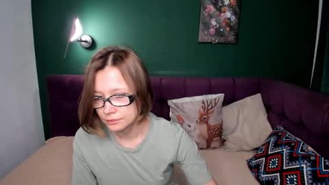 Emma 3 online show from 04-04-26, 01:37