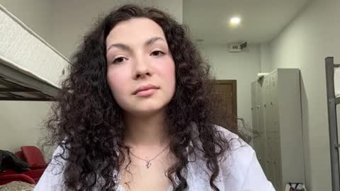 Snapshot of emmagerhauser chatting on 04-10-26, 04:01 emmagerhauser online show from 04-10-26, 04:01