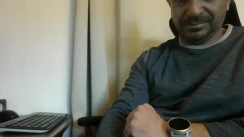 Snapshot of emmagold123 chatting on 03-16-26, 12:42 Ariel online show from 03-16-26, 12:42