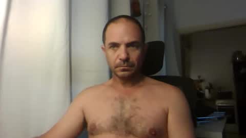 Snapshot of emmagold123 chatting on 05-10-26, 03:55 Ariel online show from 05-10-26, 03:55