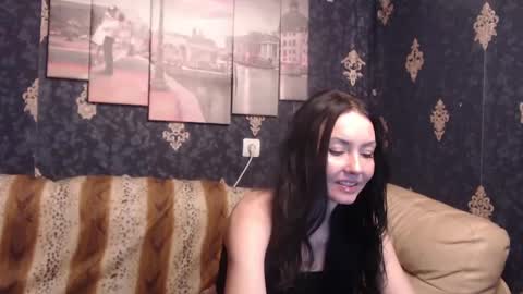 Snapshot of emmagoldx chatting on 01-08-25, 11:21 EmmaGoldX online show from 01-08-25, 11:21
