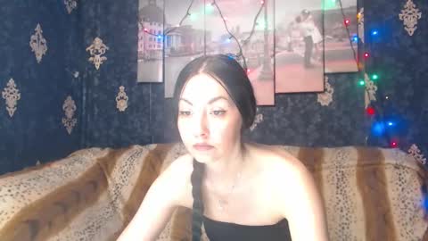 Snapshot of emmagoldx chatting on 03-04-25, 08:24 EmmaGoldX online show from 03-04-25, 08:24