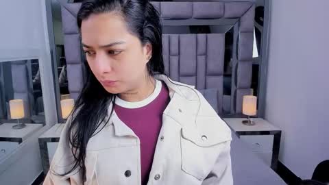 EMMA HILL online show from 03-27-26, 11:10