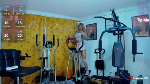 Emma online show from 03-10-26, 01:27