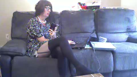 Emma online show from 03-26-26, 08:47