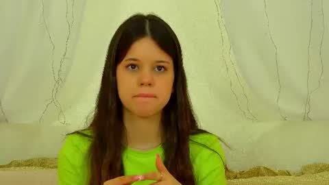 Emma online show from 06-23-26, 11:19