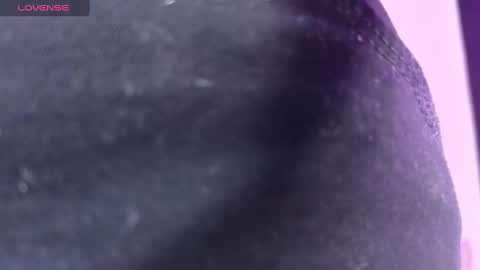 Snapshot of emmalee_a chatting on 03-07-25, 10:35 Emma online show from 03-07-25, 10:35