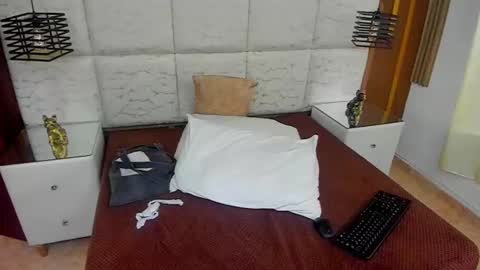 emmaLogge online show from 03-04-26, 08:04