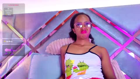 emmalove01 online show from 07-28-26, 01:56