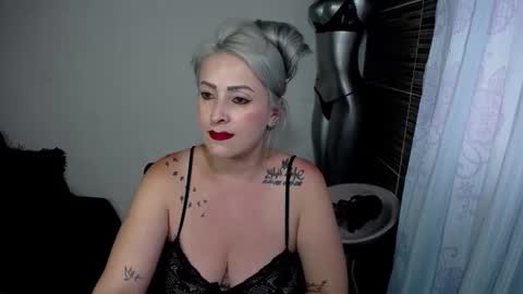 Emma online show from 04-30-26, 10:14