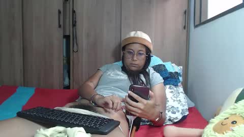 Snapshot of emmasweet95 chatting on 03-06-25, 08:05 emmasweet95 online show from 03-06-25, 08:05
