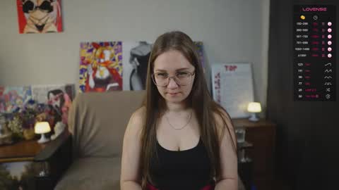 Mia online show from 11-10-25, 05:23