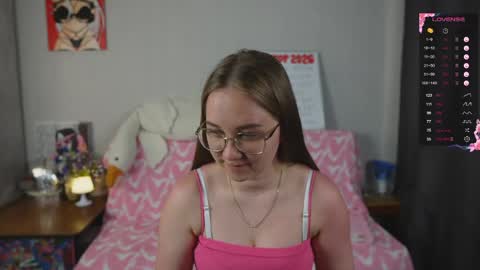 Snapshot of emmatiny chatting on 05-26-26, 06:26 Mia online show from 05-26-26, 06:26