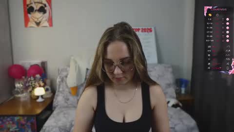 Mia online show from 07-03-26, 01:39