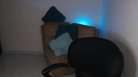 Emily  Independent model online show from 04-21-26, 08:55