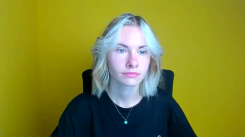 Emmi online show from 09-11-25, 05:29