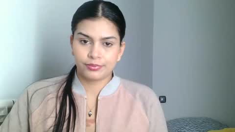 emmie online show from 12-16-24, 01:54