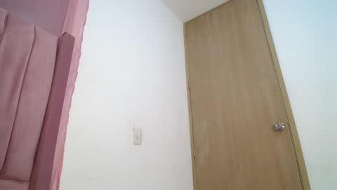 emmily online show from 02-18-25, 06:26