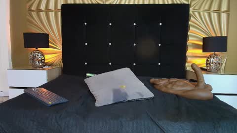 Emmily keller online show from 03-05-26, 01:40