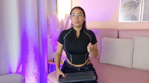 Emmy and Luna  online show from 07-19-26, 12:53