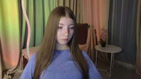 emmy_dreamy_ online show from 06-25-26, 01:38