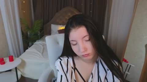 Snapshot of emmy_dreamy_ chatting on 07-26-26, 01:36 emmy_dreamy_ online show from 07-26-26, 01:36