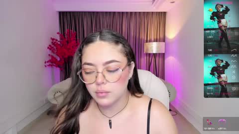 Snapshot of emmy_walker1 chatting on 02-04-25, 11:05 Emmy Walker online show from 02-04-25, 11:05