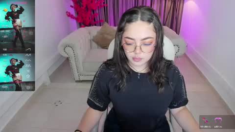 Snapshot of emmy_walker1 chatting on 02-28-25, 11:03 Emmy Walker online show from 02-28-25, 11:03